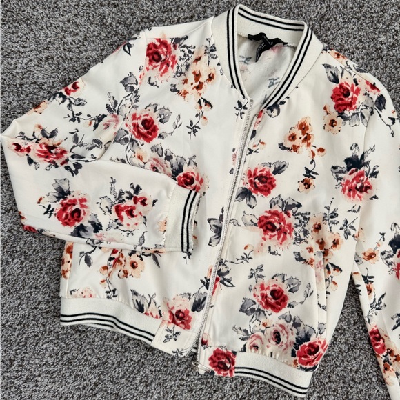 Floral vintage bomber jacket - Picture 1 of 3
